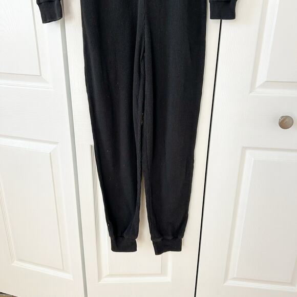 Victoria’s Secret Black Thermal Button Front One Piece Jumpsuit Women’s S - Picture 4 of 7
